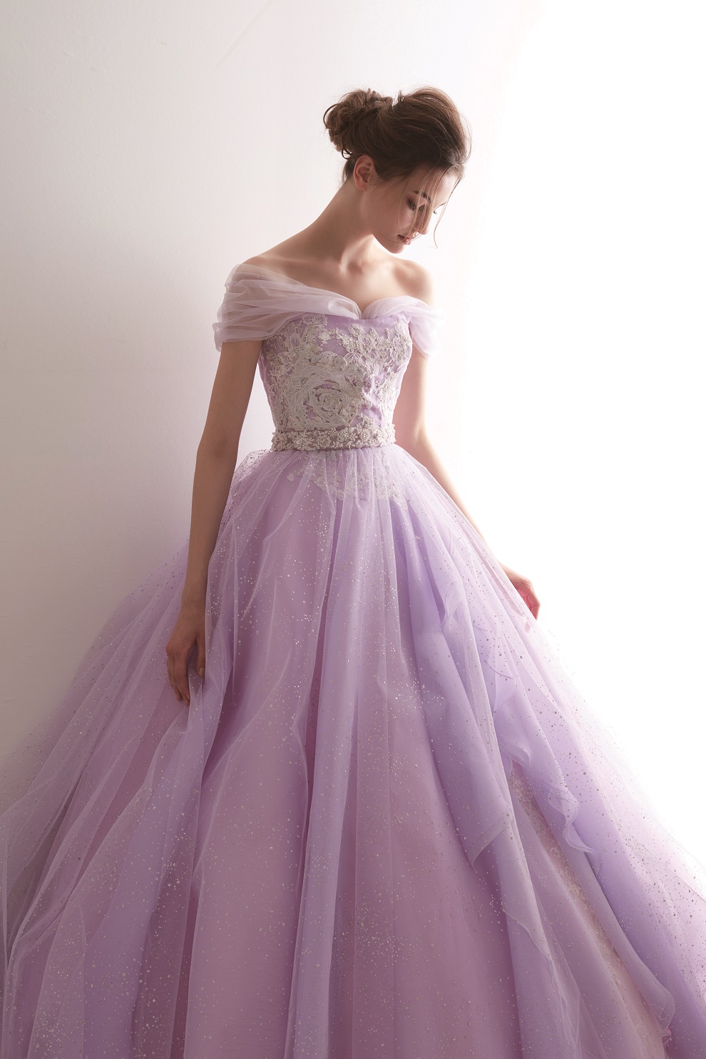 ウェディングドレス人気カラー ラベンダー・パープル・紫＜大人可愛い 